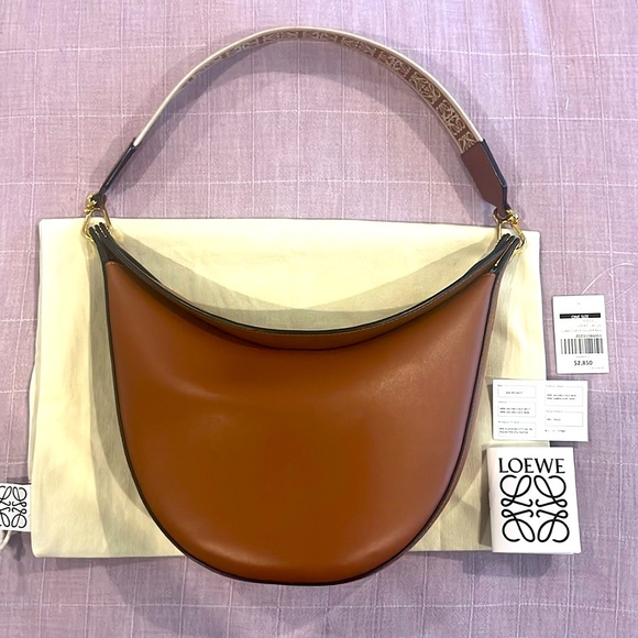 Loewe Handbags - Loewe Luna Curve shoulder bag